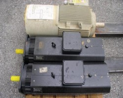 Maschine: SIEMENS 1AD180L-B3-R1-UA101 Elektro- u. Getriebemotore