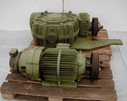 Maschine: FLENDER CEUA 320 Schneckengetriebe