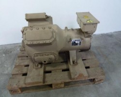 Maschine: TRANE CRHR400 G2HBO Verdichter