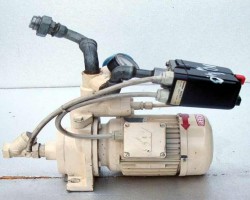 Maschine:   Tankstelle Fuellstation Schlauchabroller