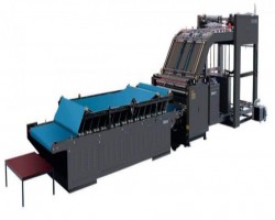 Maschine: KMK 1300 Vollautomatische Kaschiermaschine