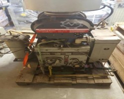 Maschine: EDWARDS E1M175 + EH1200 Pumpenständer