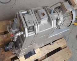 Maschine: BUSCH 220-80 Vakuumpumpenverpackung