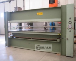 Maschine: KOLMAG 3000 Hydraulische Furnierschnellpressen