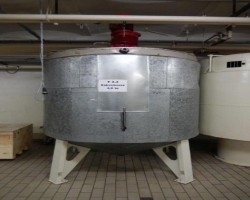 Maschine: UTZSCHNEIDER 4000 Schokoladentank