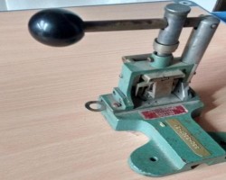 Maschine:   Dornpressen