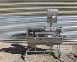 Maschine: AFT Sandwich cutter Brotschneidemaschinen
