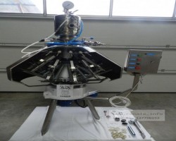 Maschine: EUROLUX Druck-Füller für PET- Flaschen Abfüllanlagen