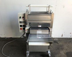 Maschine: PANAROMA AT400 Teigwarenstapel- und Schneidmaschine