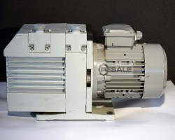 Maschine: OERLIKON LEYBOLD D 8 B Drehschiebervakuumpumpe