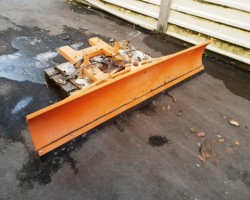 Maschine: BAUER  Schneeschieber