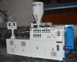 Maschine: METALCHEM 2T9/4,5 PCV Doppelschneckenextruder