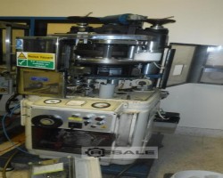 Maschine: MANESTY Betapress Tablettenpressen