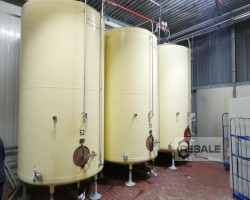 Maschine:  15.000l Lagertanks
