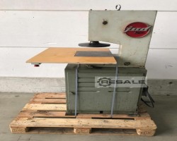 Maschine: JUD cutting machine 