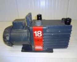 Maschine: BOC EDWARDS E2M18 Vakuumpumpe- ölgedichtete Drehschieberpumpe