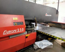 Maschine: AMADA Europe 258 Stanzmaschinen