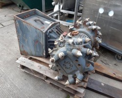 Maschine: O+K ORENSTEIN UND KOPPEL 940963 Steinfräse als Anbaugerät für Bagger