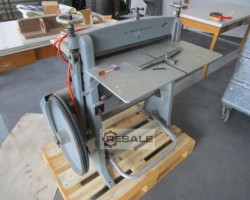 Maschine: JOS HUNKELER MBM 70 Rillmaschine