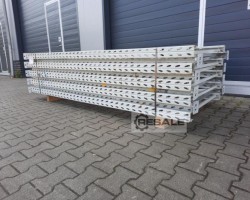 Maschine: MIC SPICA 2.780 x 1.000 x 80/70 mm Hochregale