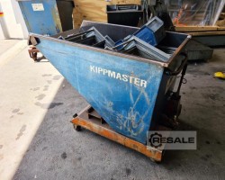 Maschine:   Kippbehälter