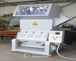 Maschine: VESPA 40/80/30 kWt Schneidmühlen