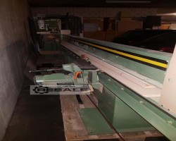 Maschine:   Furnierfügemaschinen