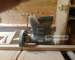 Maschine: IRION  Pendelkreissäge