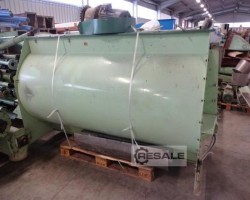 Maschine:  1000 Liter Mischer