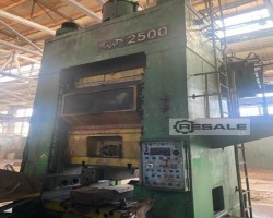 Maschine: TMP VORONEZH KB8344, 2500TN Gelenkpressen in Ein-bis Dreiständerausführung