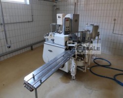 Maschine: BENHIL  BUTTER 8380 Folienwickel- und Verpackungslinien