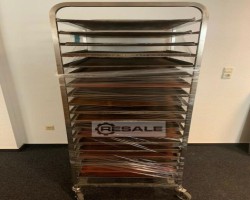 Maschine:  for 58x78cm sheets Stikkenwagen