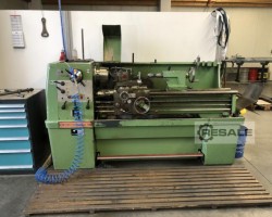 Maschine: COLCHESTER TRIUMPH 2000 Leit- und Zugspindeldrehmaschinen