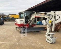 Maschine: TAKEUCHI TB 230 mit Powertilt Minibagger