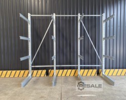 Maschine: BLT H:300cm, 3 Ebenen Kragarmregale