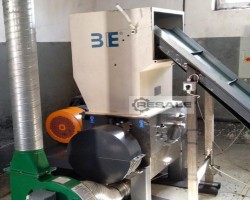 Maschine: GUANGZHOU PC2660S Granuliermühlen