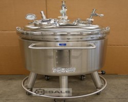 Maschine: BINDER  Edelstahl-Mobilbehälter mit Isoliermantel