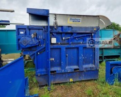 Maschine: STRAUTMANN BaleTainer Ballenpressen