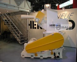 Maschine: NEUE HERBOLD SM 600/1000-SP7-3 mit EB 980 Schneidemühlen