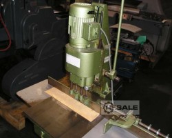 Maschine: HANG 136 D   |  O O Papierbohrmaschinen