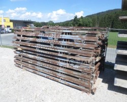 Maschine: DOKA Universal F 4,50 Abstützbock