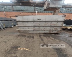 Maschine: E.S. PLANUNGS-U. ROHRBAU 9 m³ Edelstahlbehälter 9 m³