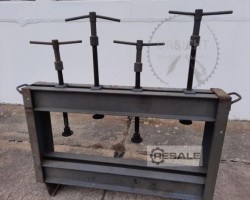 Maschine: VEB BLECHVERFORMUNG  Verleimpressen