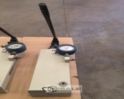 Maschine: REHOBOT HYDRAULICS PHS-374.36 Zweistufige Handpumpe (1000 bar)