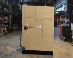 Maschine: INGERSOLL-RAND SIERRA 250 Ölfreier Schraubenkompressor