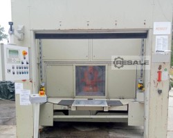 Maschine: ABB IRB 2400 M2000 Roboter Fräszelle