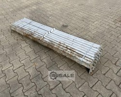 Maschine: ELEKTROLUX 1900 mm / 80 mm Palettenregaltraverse