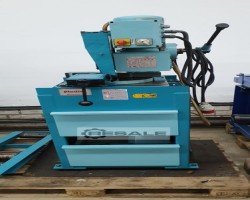 Maschine: BEHRINGER VMS 300 Gehrungskreissägen