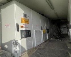 Maschine: SCHNEIDER 4x 680KVA Solar Trafostation Wechselrichter