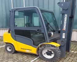 Maschine: JUNGHEINRICH DFG430 Triplex mast 